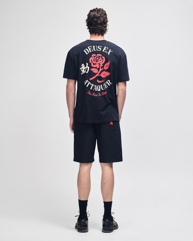 Camiseta Box Fit Sneak Attaquer - Preta