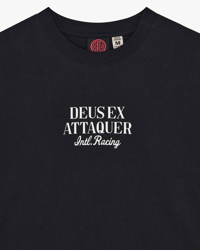 Camiseta Box Fit Sneak Attaquer - Preta