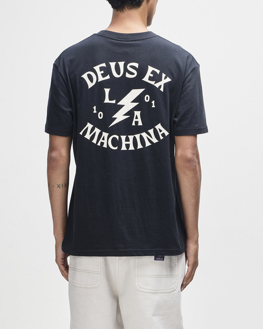 SETUP EXE WAFFEN LINE COLLAR TEE シズニルック Camiseta Box Fit Chinook - Preta – Deus Ex Machina Brasil