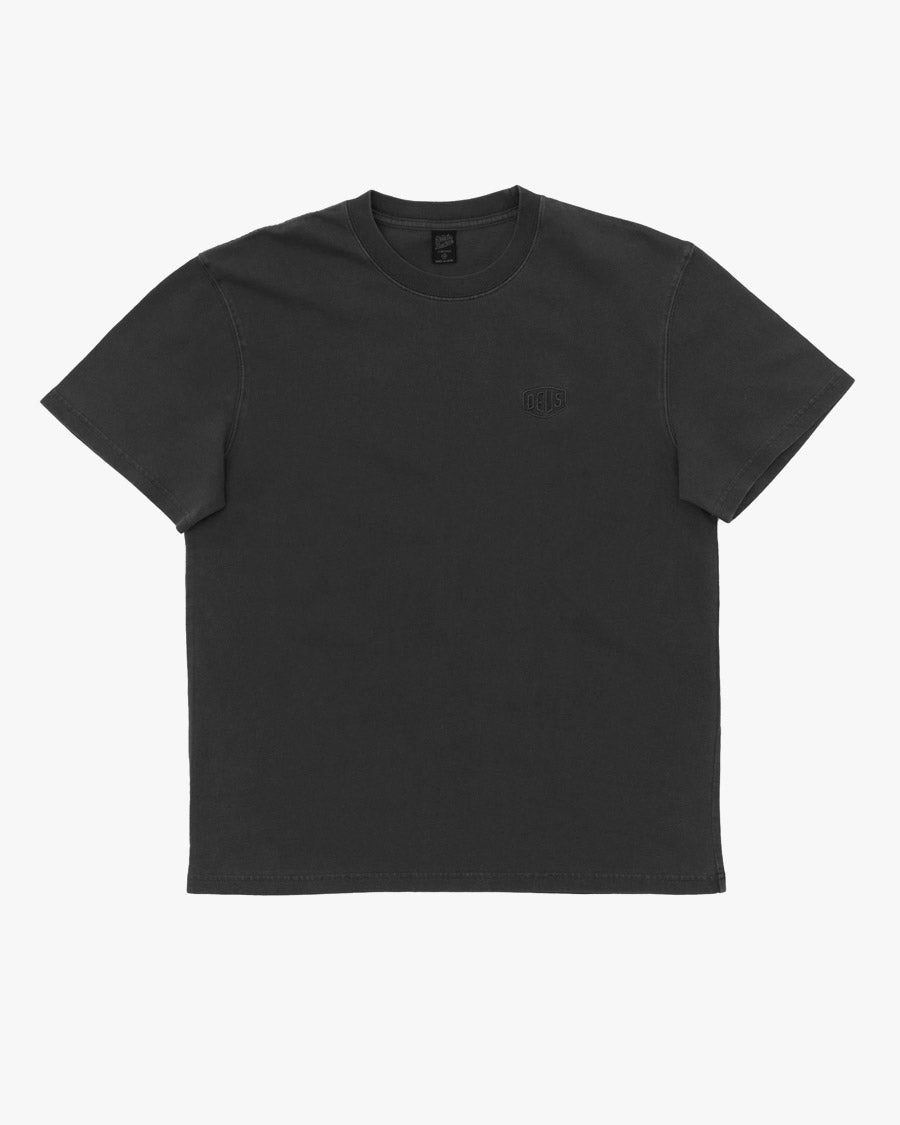 Camiseta Classics Box Fit Shield Garment Dyed - Preta – Deus Ex