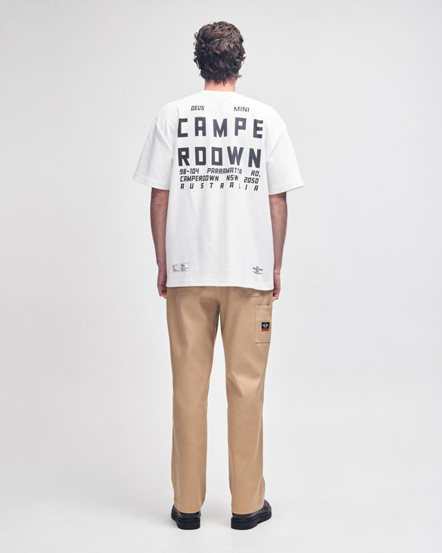 Camiseta Loose Fit Camperdown Address MINI - Off White