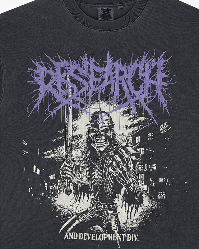 Camiseta Oversized Metal Fabricator - Chumbo