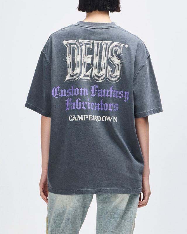 Camiseta Oversized Metal Fabricator - Chumbo