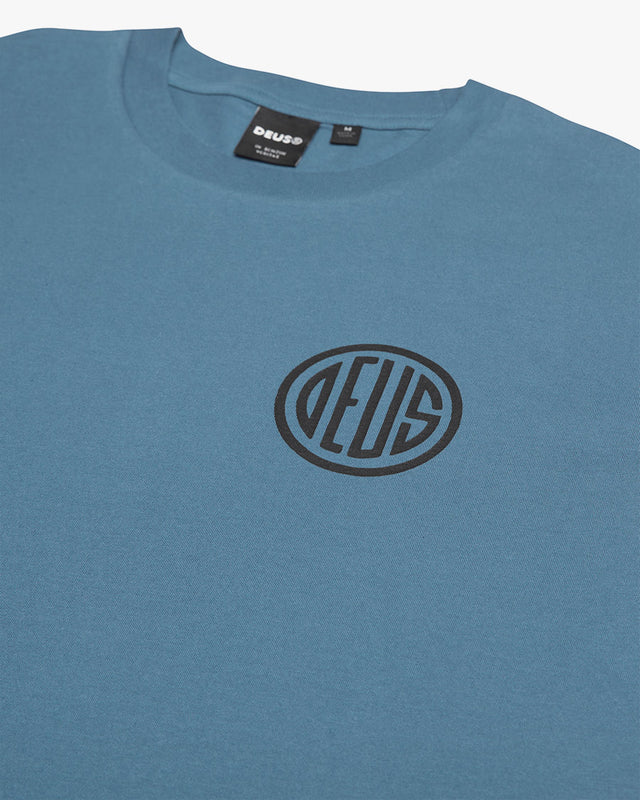 Camiseta Regular Fit Clutch - Azul Claro