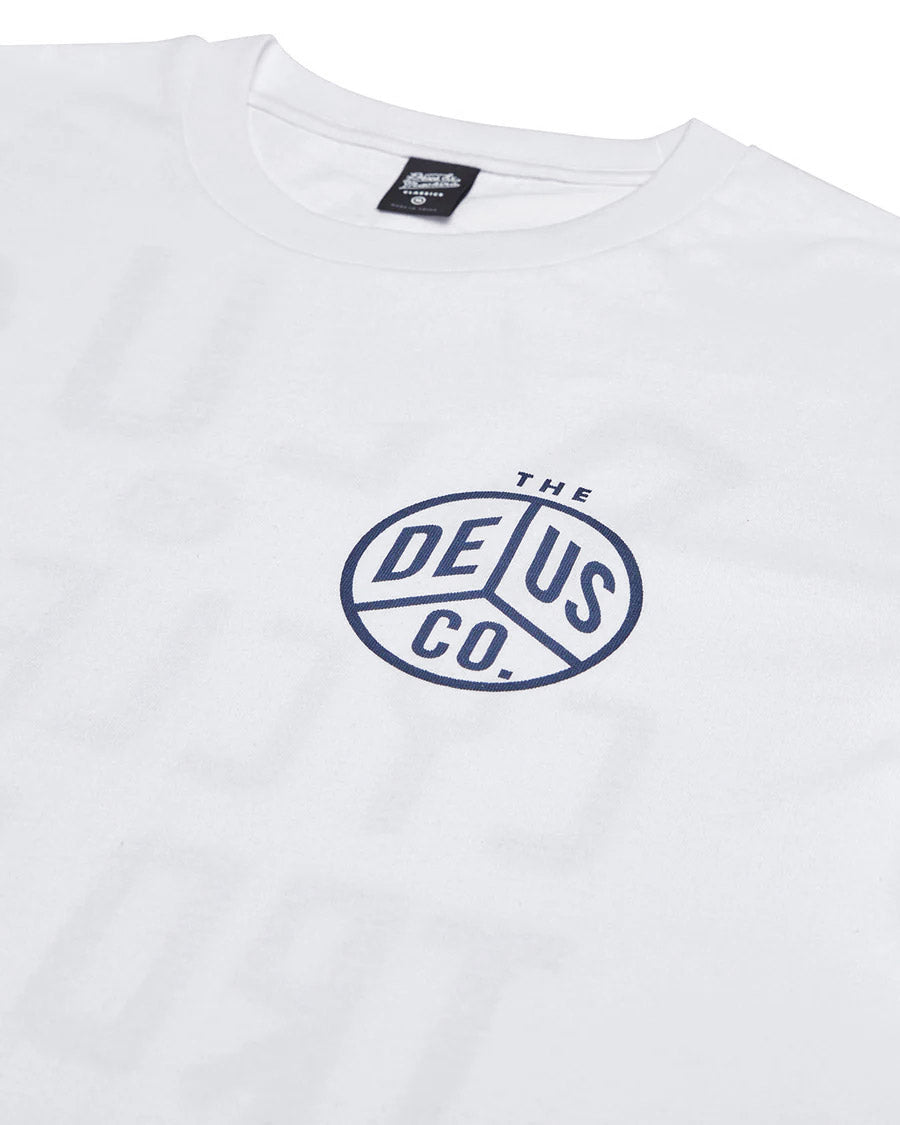 Camiseta Classics Regular Fit Peaces - Branca – Deus Ex Machina Brasil