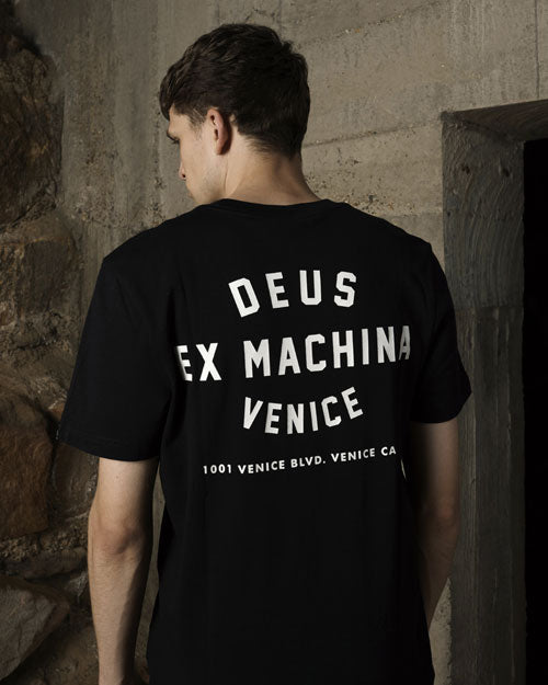 Camiseta Classics Regular Fit Venice Skull - Preta – Deus Ex